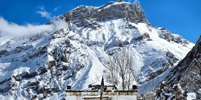Essential Muktinath Yatra Package From Varanasi 2026 | Uplifting