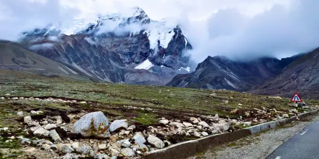 Sublime Temi Tea Garden Sikkim Tour Package | Cherished