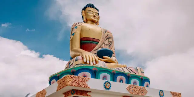 169 Golden Bhutan Buddha Dordenma Tour Package | Serenity
