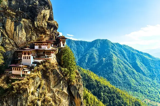 Magnificent Bhutan Travel Packages | 5 Nights 6 Days Land of Dragon